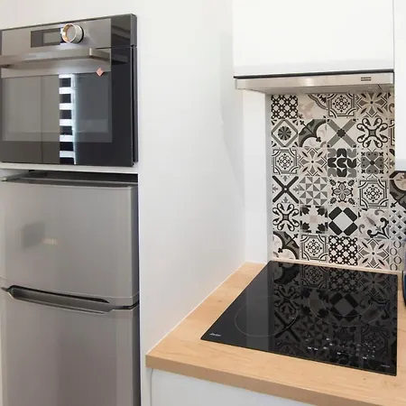 Modern Close To The Parc Des Princes